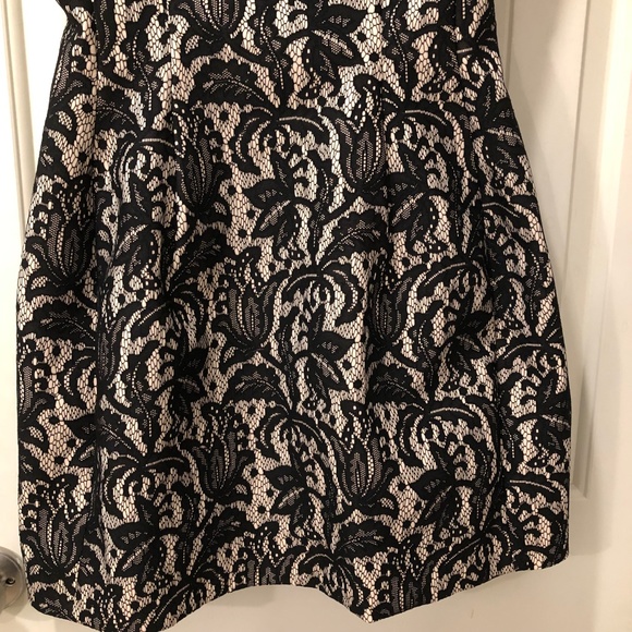 ZARA Woman Tulip Black Lace Dress ASO Kate Middleton Size Medium - Picture 6 of 6